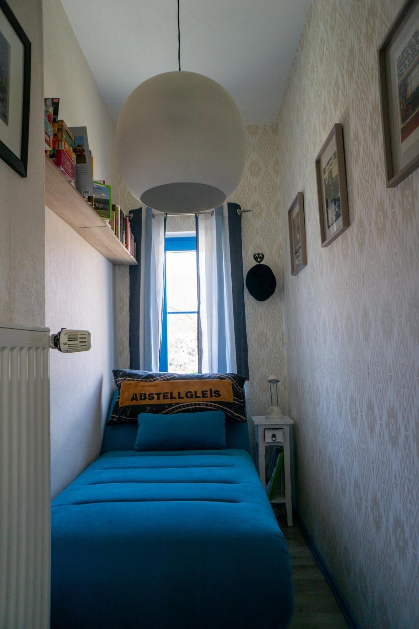 Bahnhof Apartment